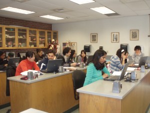 physiology students work with interactive software